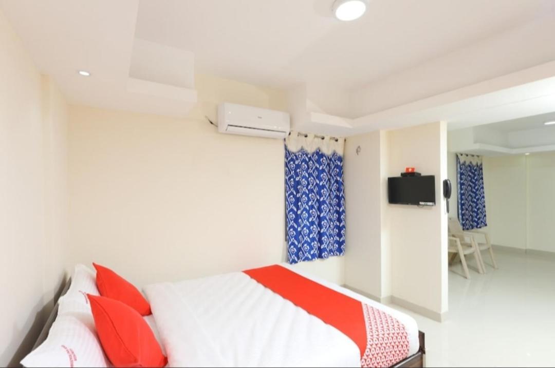 Phoenix Inn Csennai Kültér fotó